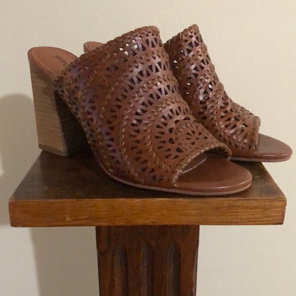Jeffrey Campbell Shoes - Jeffrey Campbell Kelowna Mule sandal. Brown size 7.5. Leather. Good condition